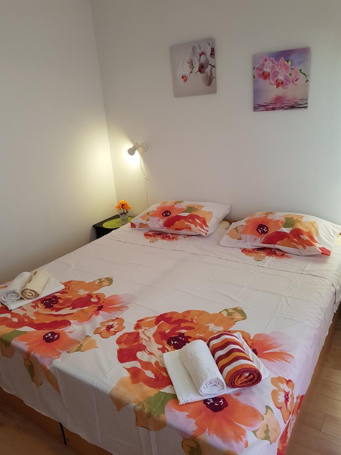 Apartmani Zorić Vodice Zewnętrze zdjęcie