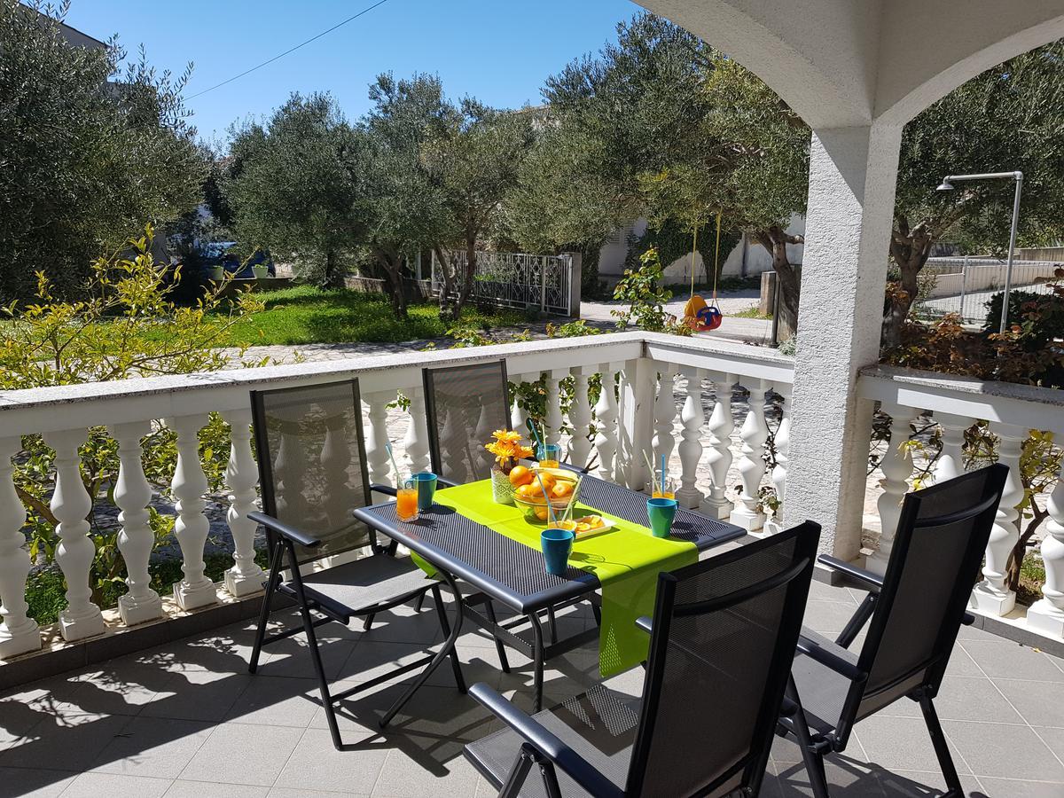 Apartmani Zorić Vodice Zewnętrze zdjęcie