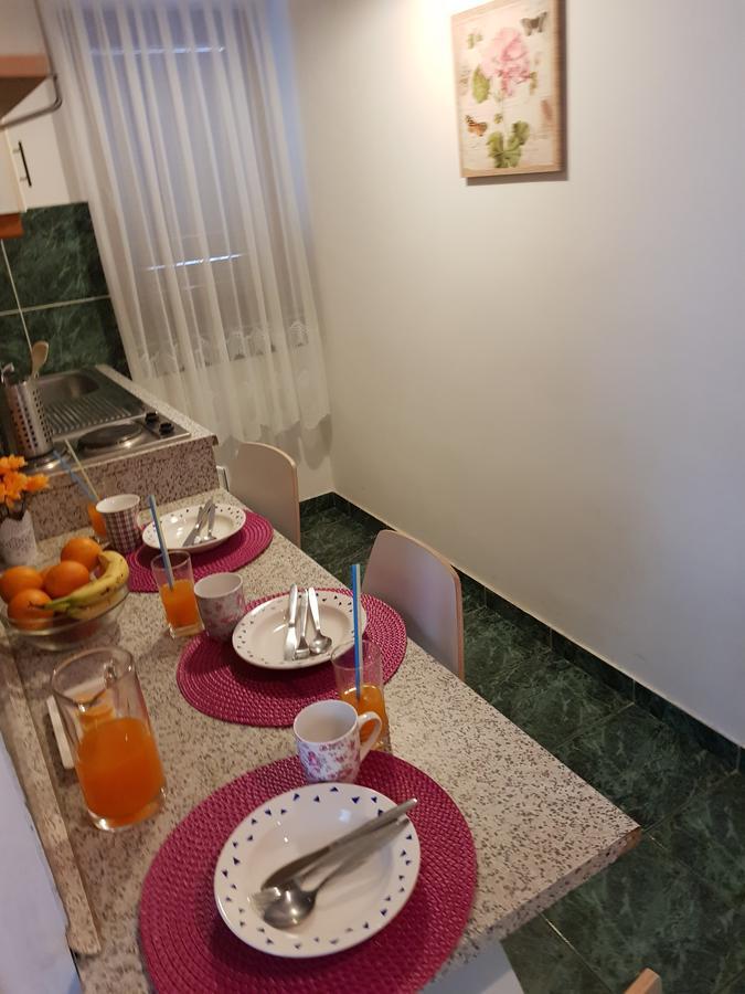 Apartmani Zorić Vodice Zewnętrze zdjęcie